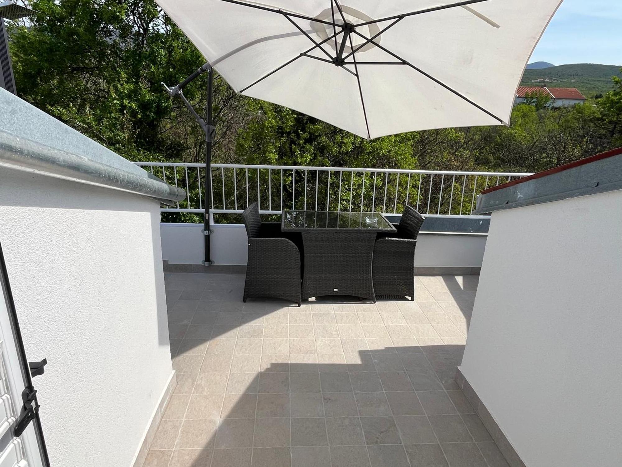 Apartments Lopac יאדראנובו מראה חיצוני תמונה